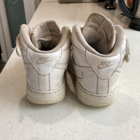 Worn Nike Boy's Air Force 13 Mid Le (Kid) - Picture 5 of 6